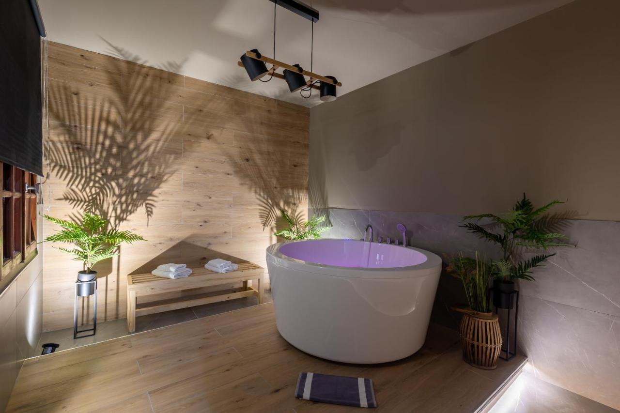 Noho Boutique , Premium Living Dikeou 8 Apartment Athens Ngoại thất bức ảnh